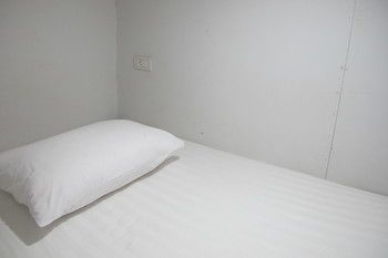 Hotel Capsule Suratthani Surat Thani Exterior foto
