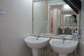 Hotel Capsule Suratthani Surat Thani Exterior foto